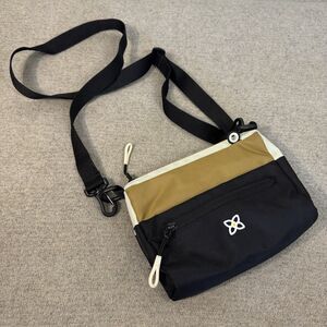 Sherpani Skye Black Tan Crossbody Bag RFID Organizer Nylon Travel Vacation 7X6
